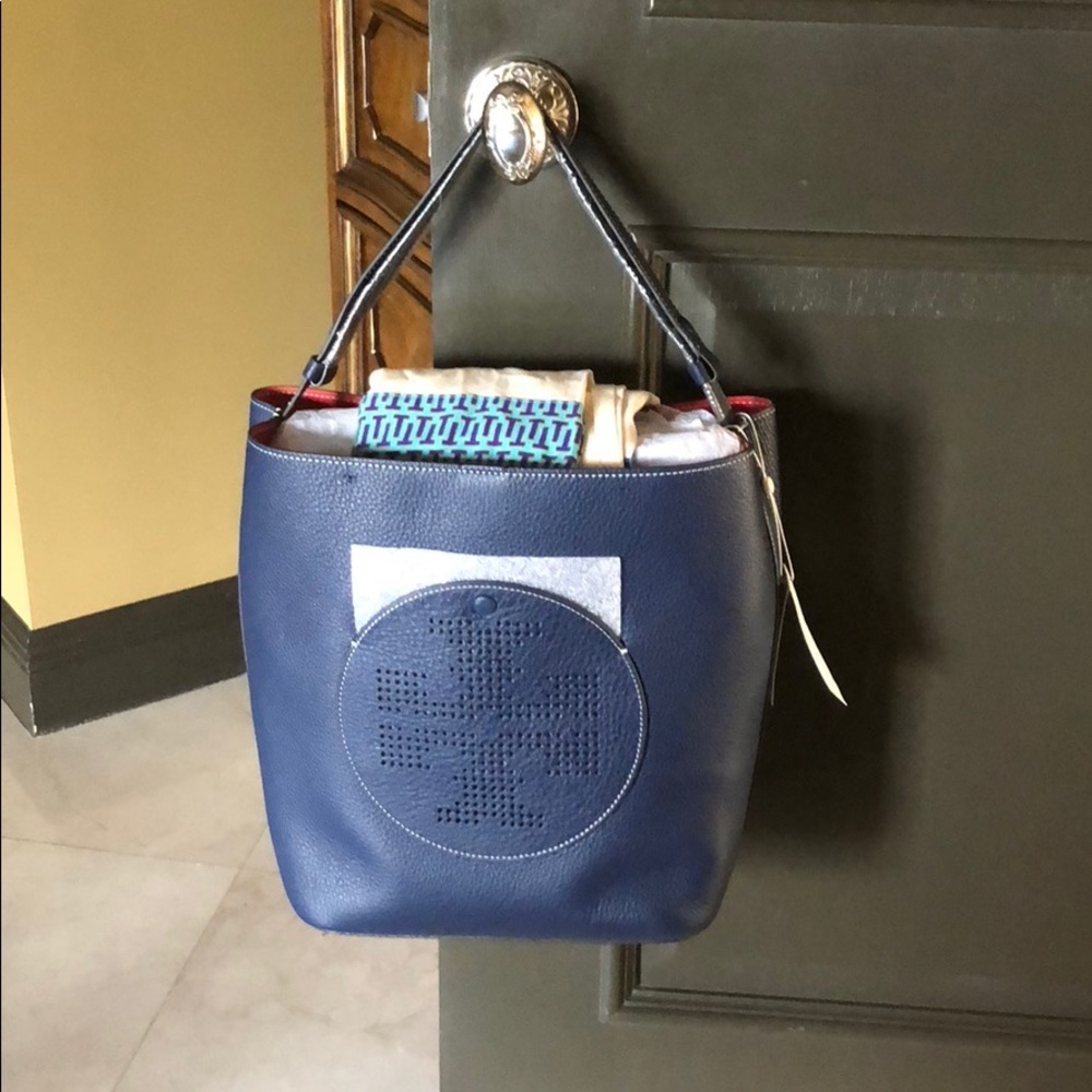 Tory Burch purse with dust bag